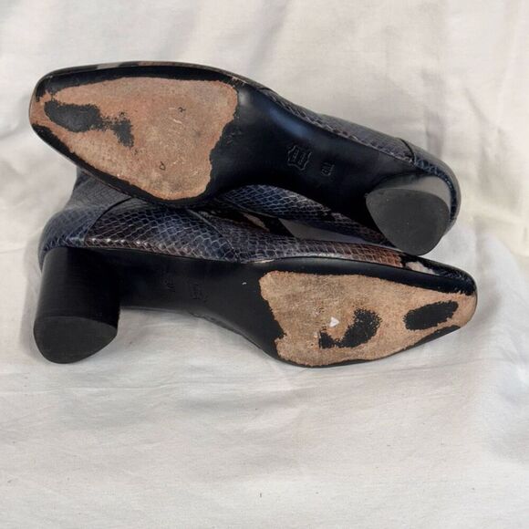 Donald J. Pliner Austin Leather Snake Print ankle boot sz 6 heeled python - Picture 6 of 7